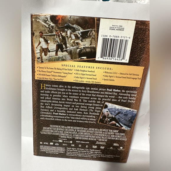 Experience the Epic Tale of Courage and Sacrifice with Pearl Harbor Movie - Picture 2 of 4